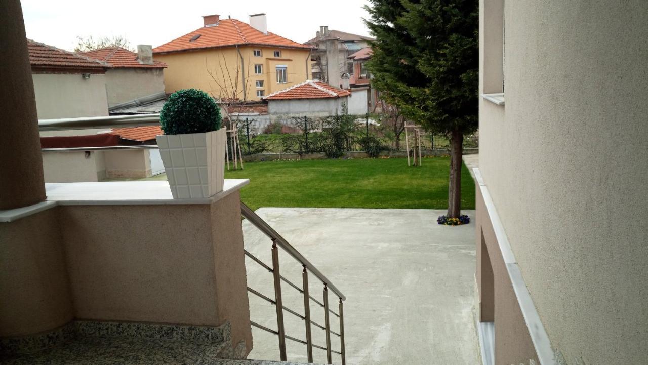 Villa Ros Guest House Svilengrad Eksteriør billede